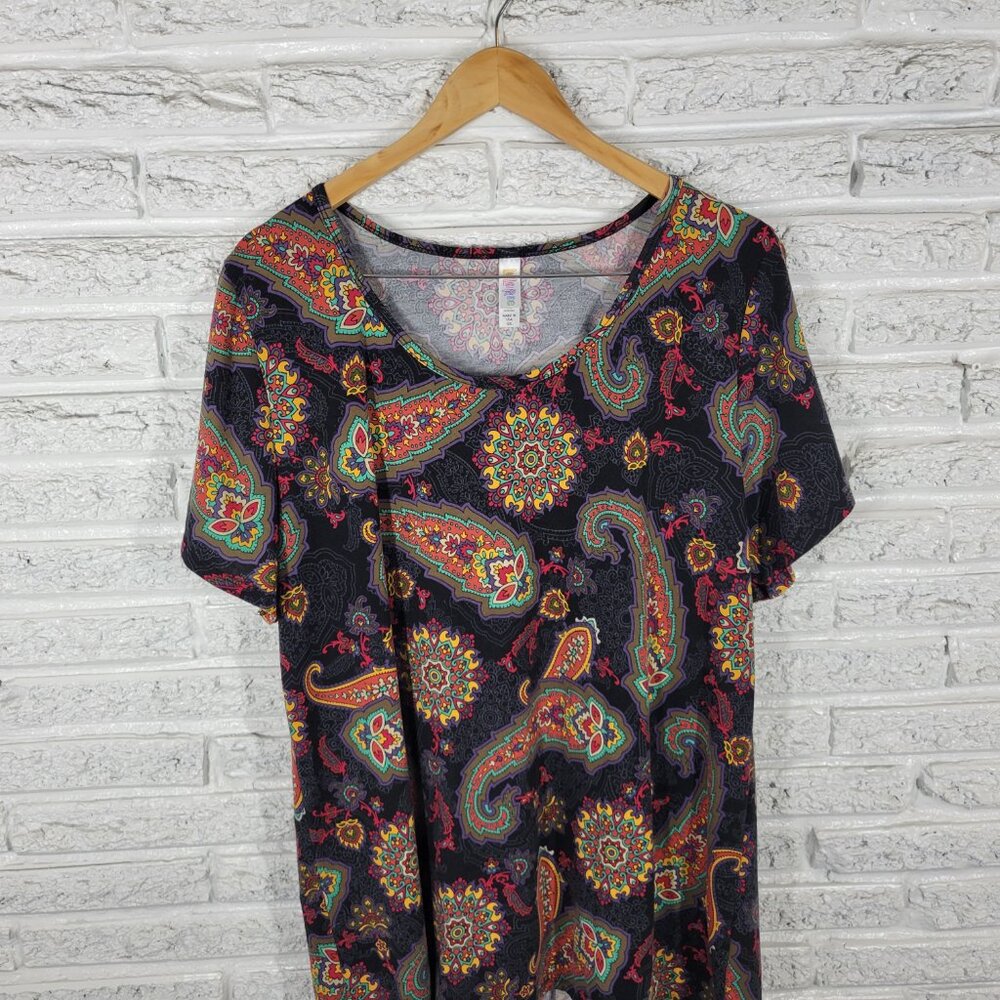 LuLaRoe 3XL Asymmetric Tunic Tee Paisley Multi-Color Plus Size Top PAI46E - Picture 3 of 9